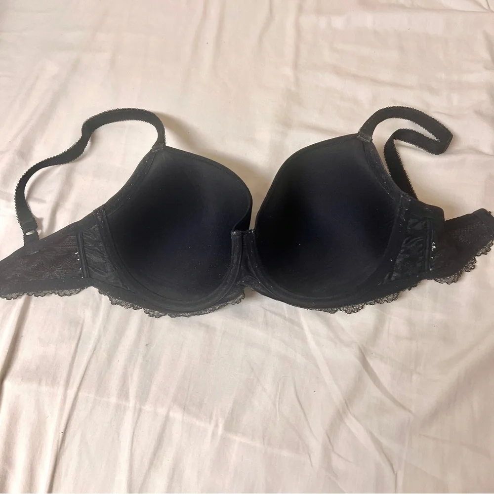 Wacoal Embrace Lace T-shirt Bra Black White 32DDD - Picture 3 of 3